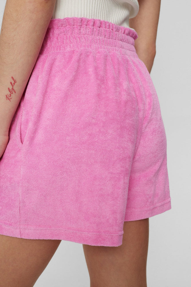 
                  
                    NUFROTTE Fuchsia Pink Shorts - Nümph
                  
                