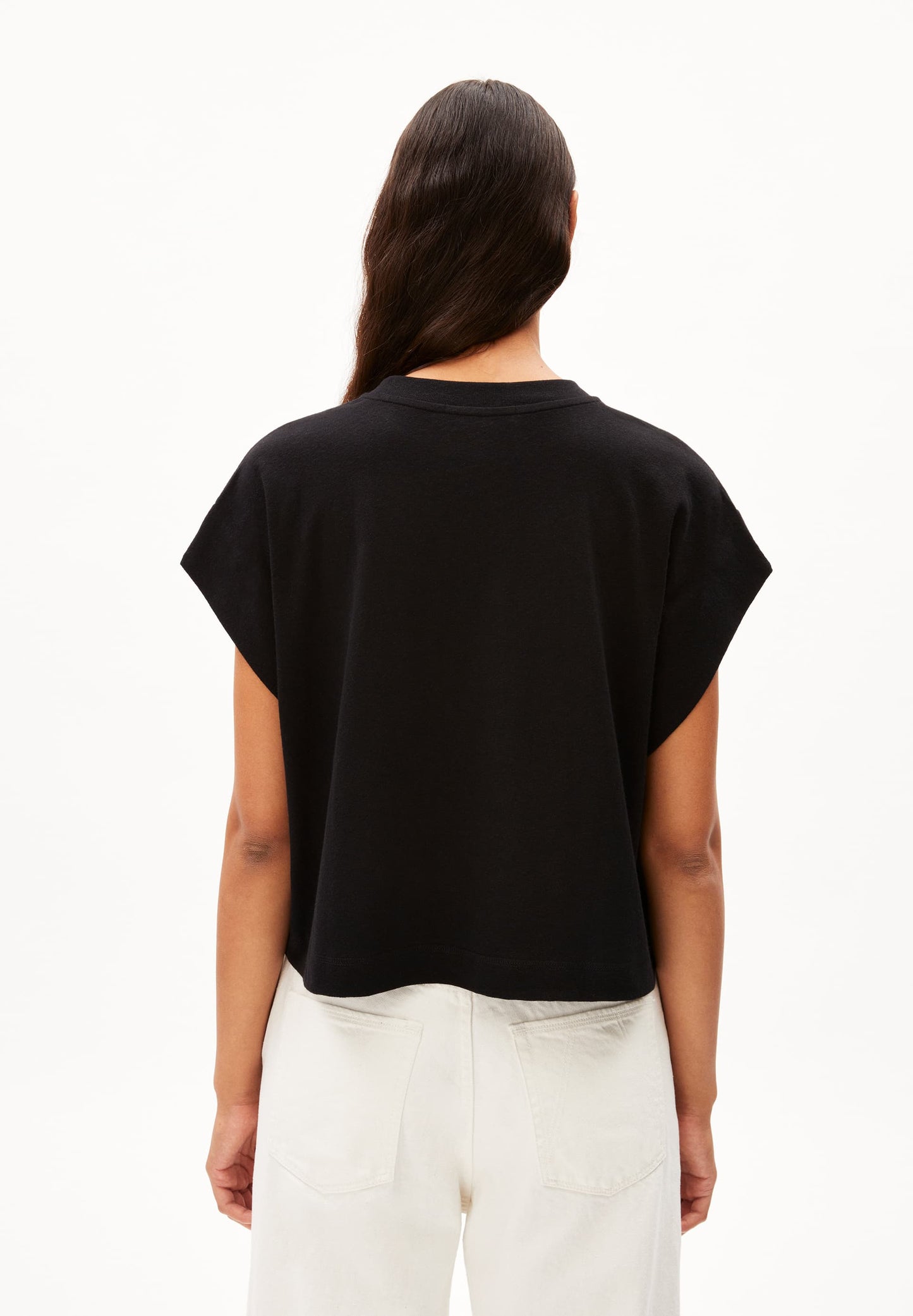 
                  
                    XARTAA Black Linen T-Shirt
                  
                