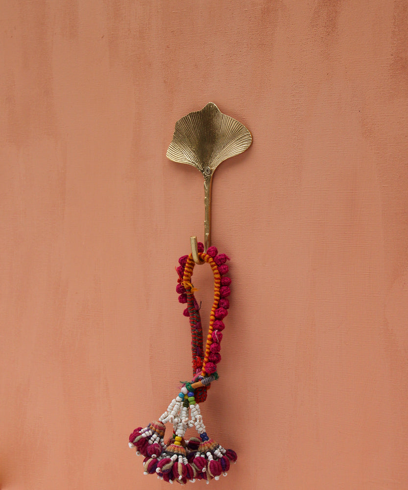 
                  
                    FLORA Ginko Hook
                  
                