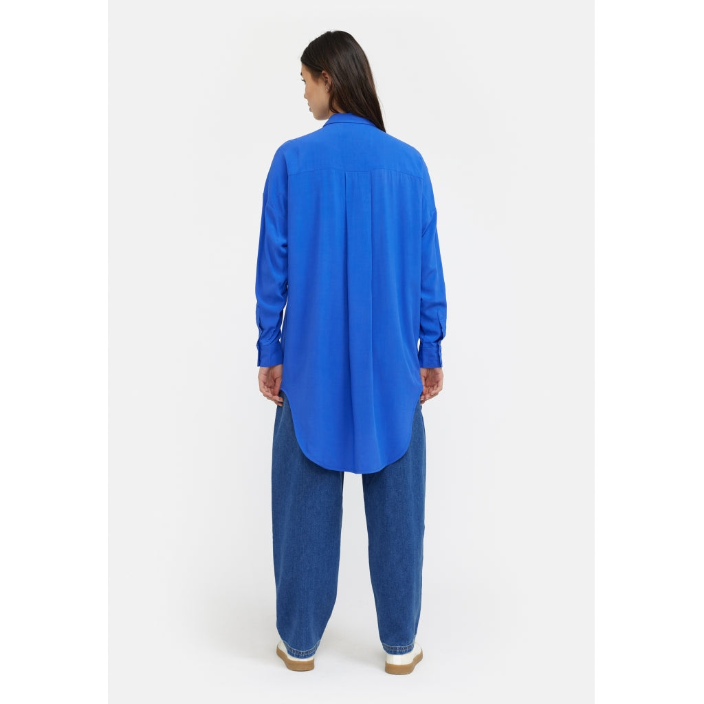
                  
                    SRFREEDOM Dazzling Blue Long Blouse
                  
                