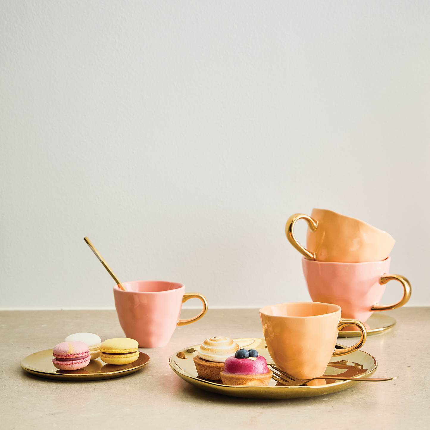 
                  
                    GOOD MORNING Desert Flower Cappuccino/Tea Cup
                  
                