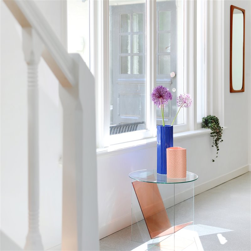 
                  
                    Rosa Brutale Vase 
                  
                