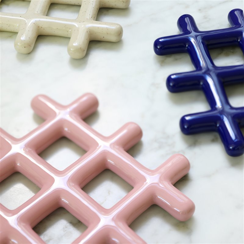 Grid Speckle Trivet