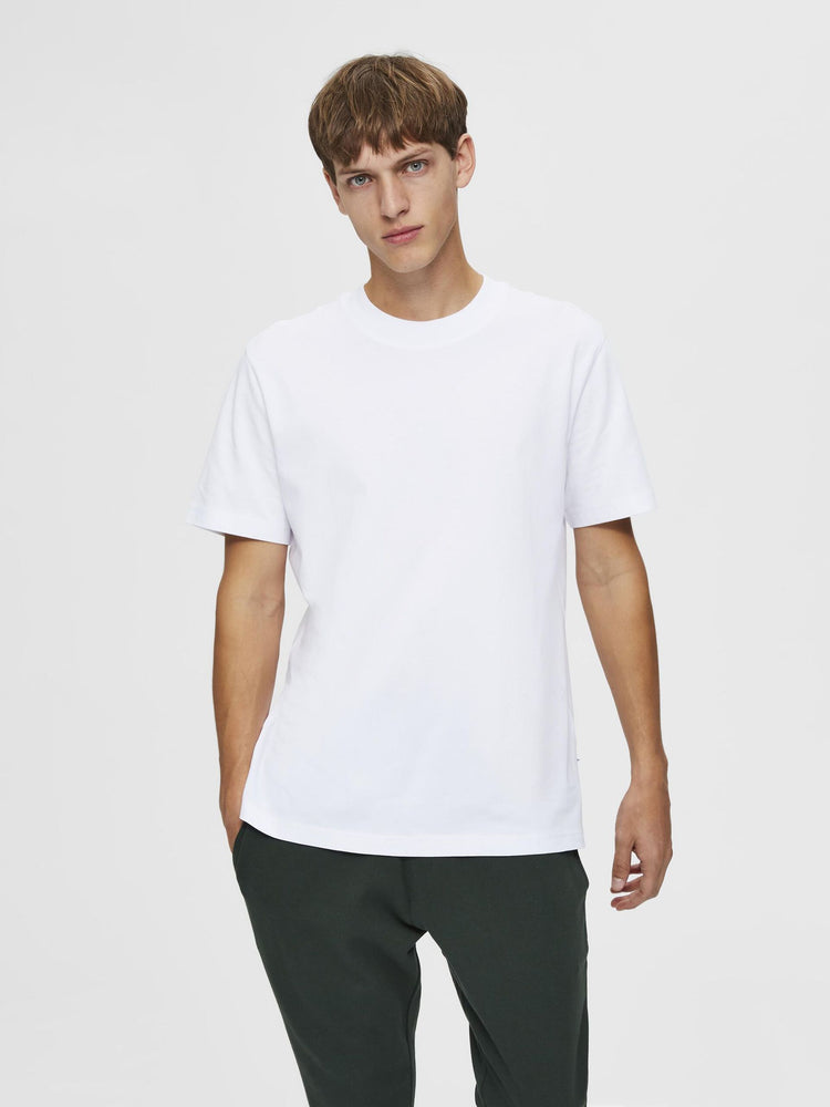 
                  
                    SLHRELAXCOLMAN Bright White T-Shirt
                  
                