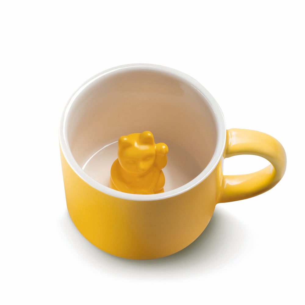 MANEKI NEKO Yellow Animal Mug