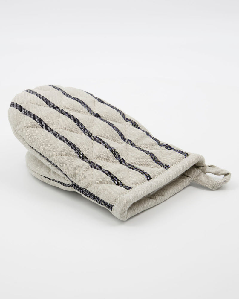 
                  
                    CHEF Black Oven Glove
                  
                
