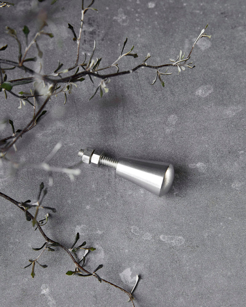 
                  
                    Silver Knob
                  
                