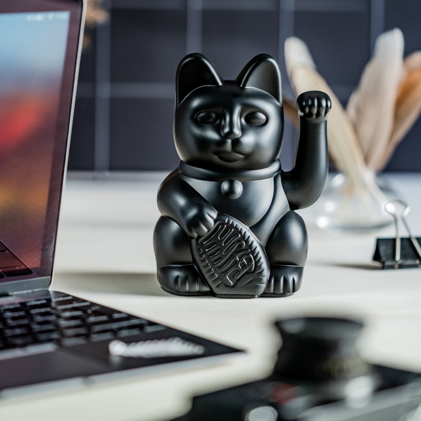 
                  
                    Black Lucky Cat
                  
                