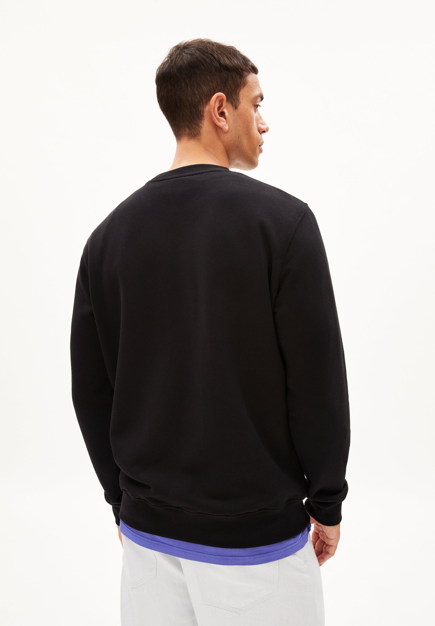
                  
                    BAARO COMFORT Black Jumper
                  
                