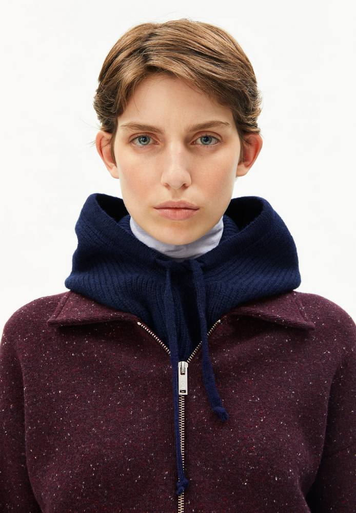 
                  
                    DEAATA Tinted Navy Hat
                  
                