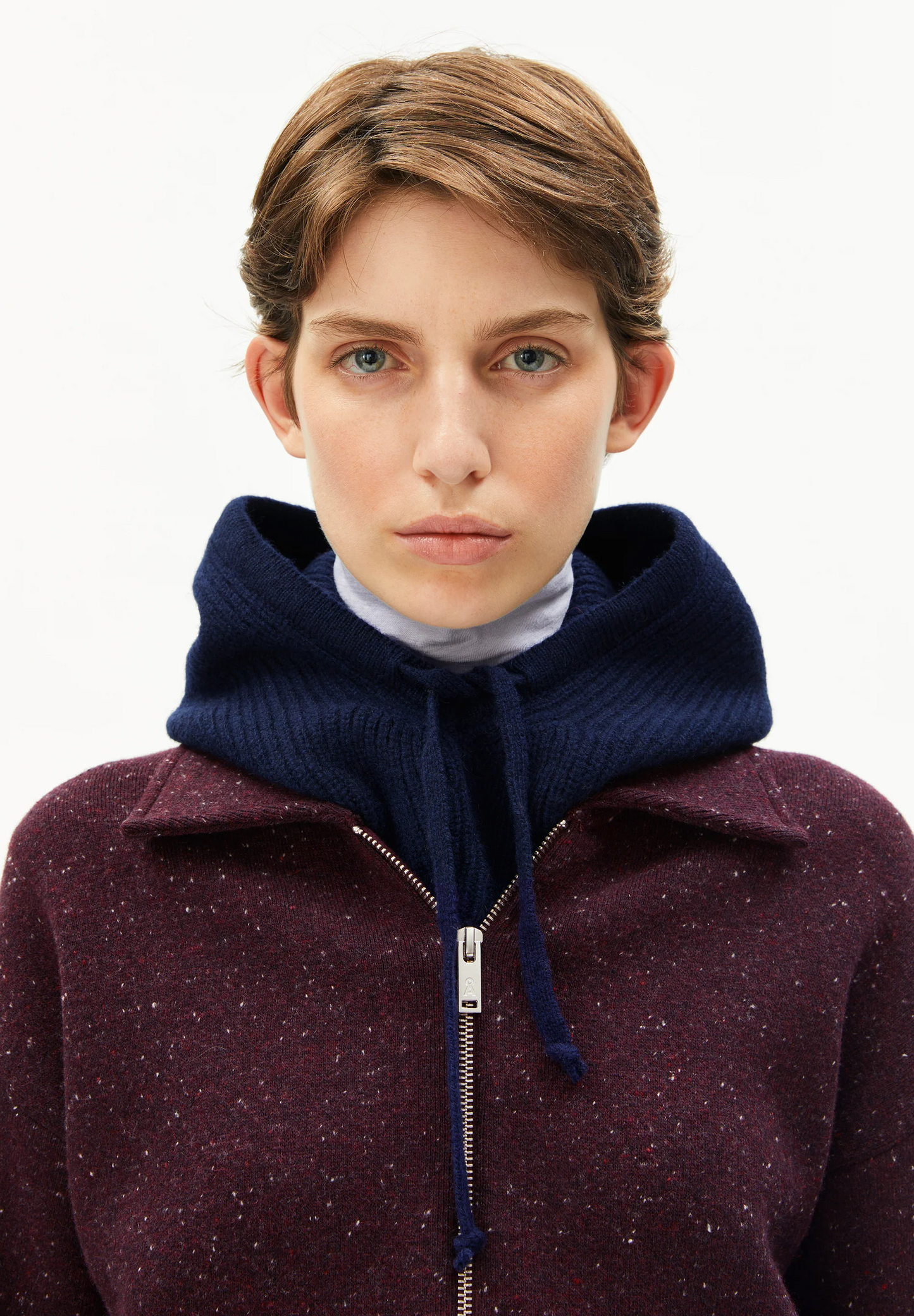 
                  
                    DEAATA Tinted Navy Hat
                  
                