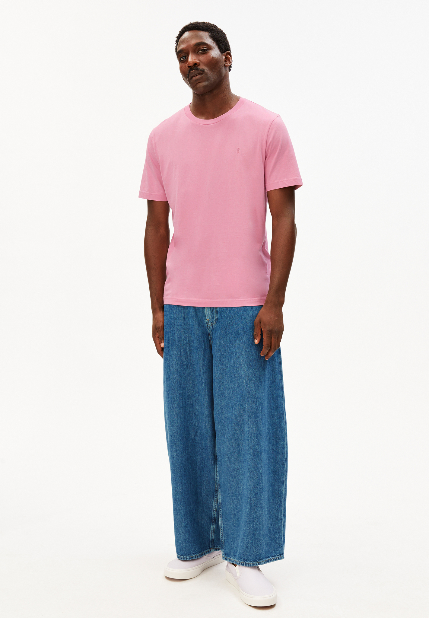 
                  
                    JAAMES Washed Berry T-Shirt
                  
                