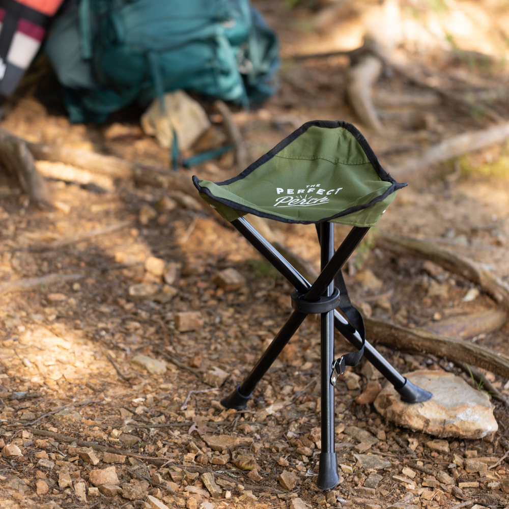 3 legged portable stool discount