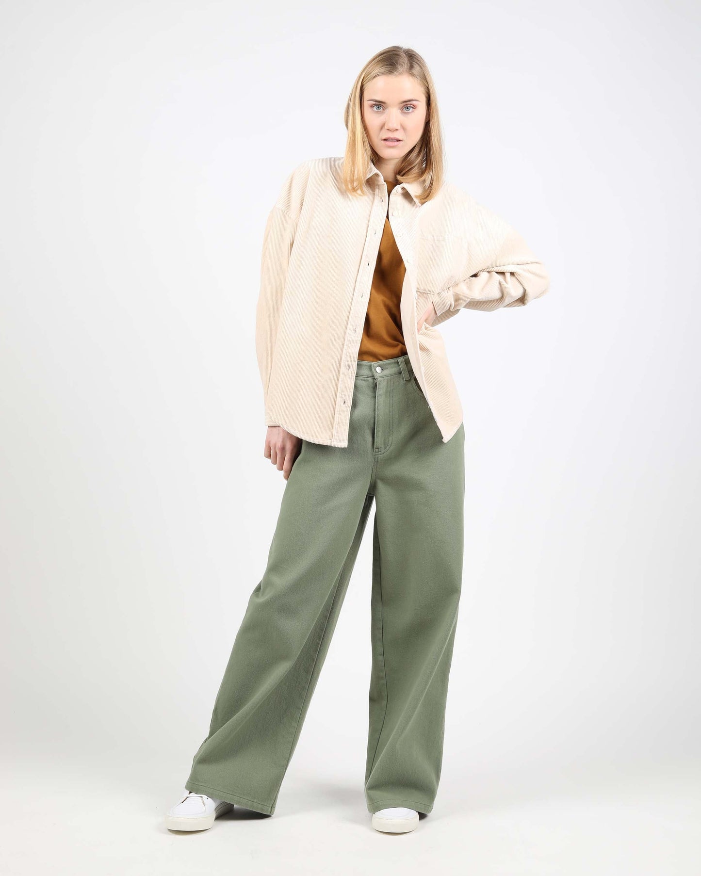 
                  
                    DEEN Beige Shirt
                  
                
