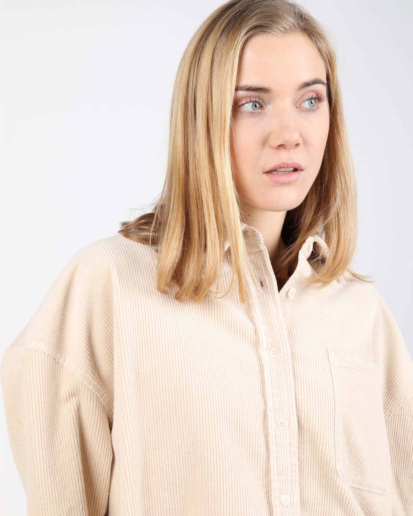 
                  
                    DEEN Beige Shirt
                  
                