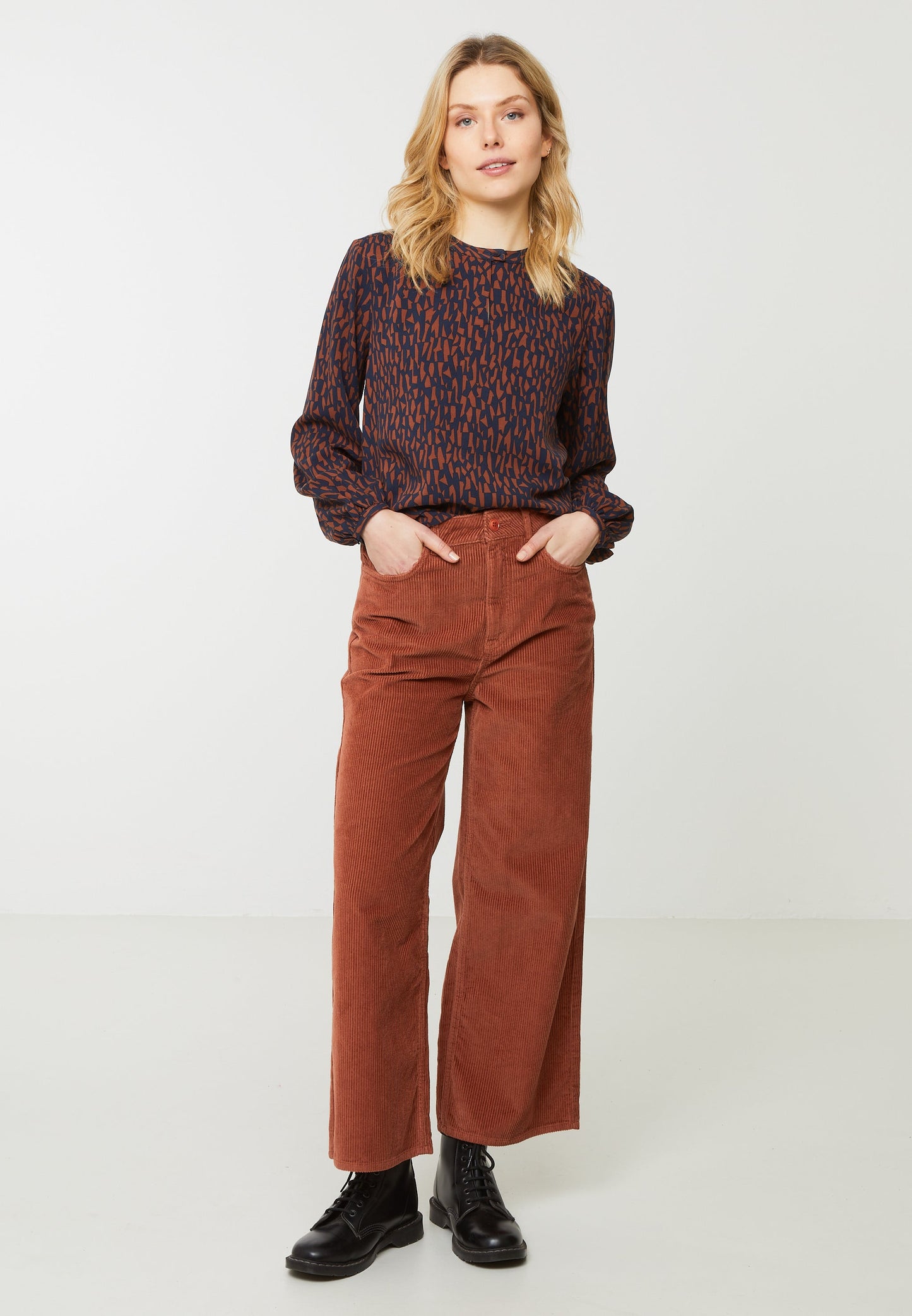 
                  
                    Almond Carambola Snippets Blouse
                  
                