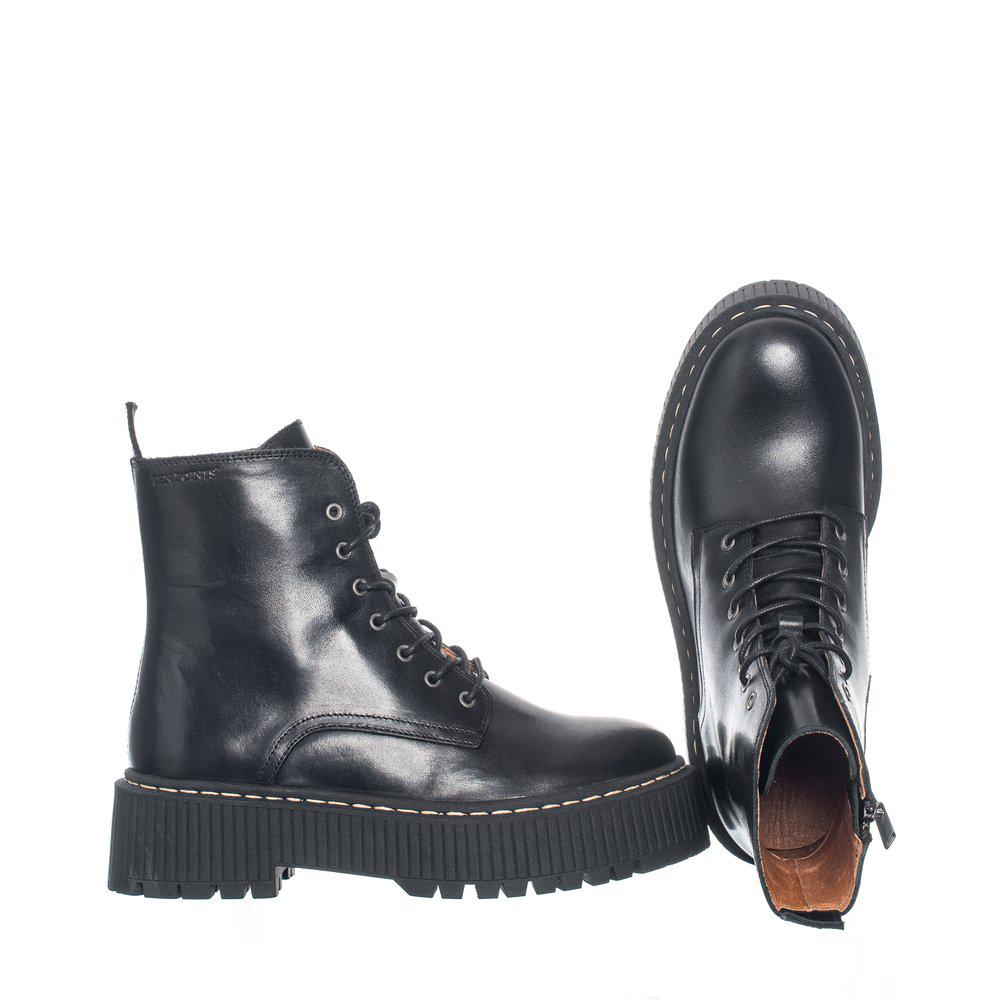 
                  
                    ALINA Black Boots
                  
                