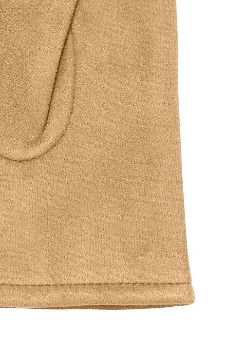 
                  
                    IAPAMMI Cathay Spice Gloves
                  
                