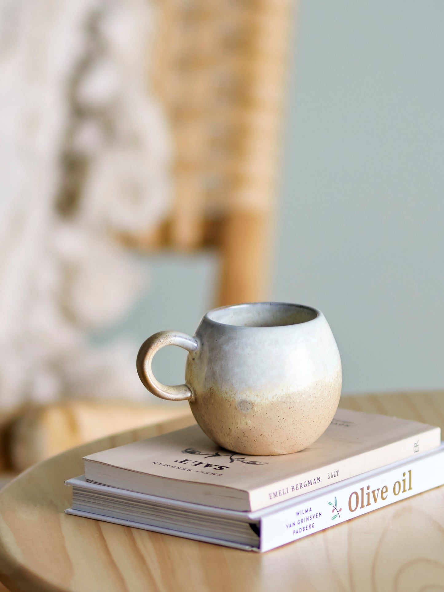 
                  
                    PAULA Nature Stoneware Cup
                  
                