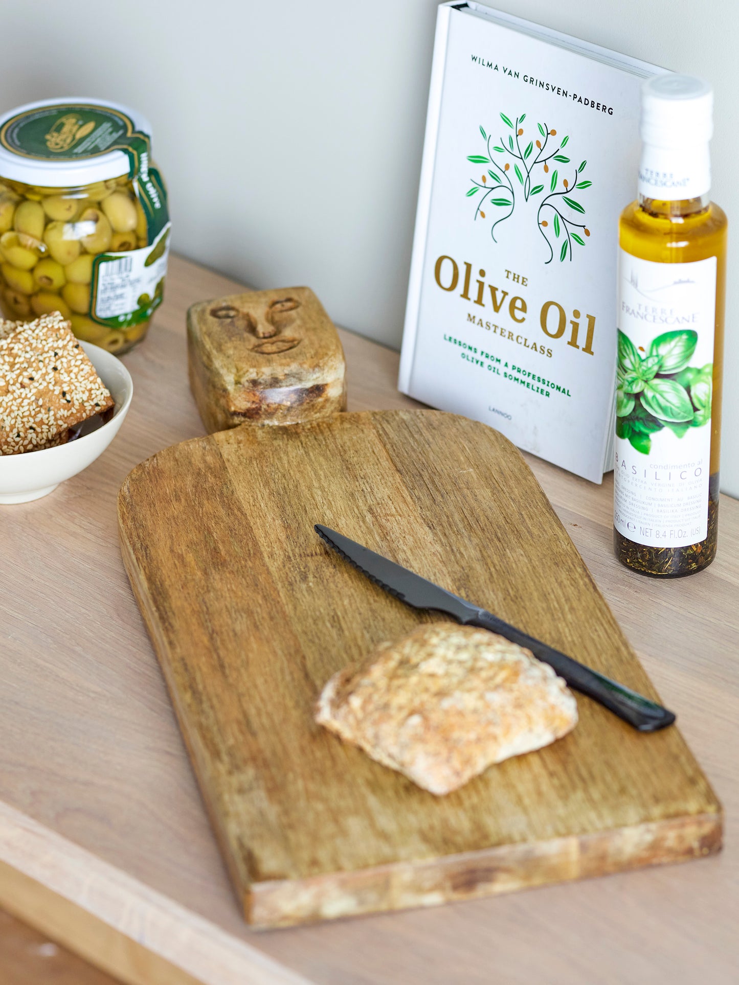 
                  
                    BROOKLYN Nature Mango Serving Board
                  
                