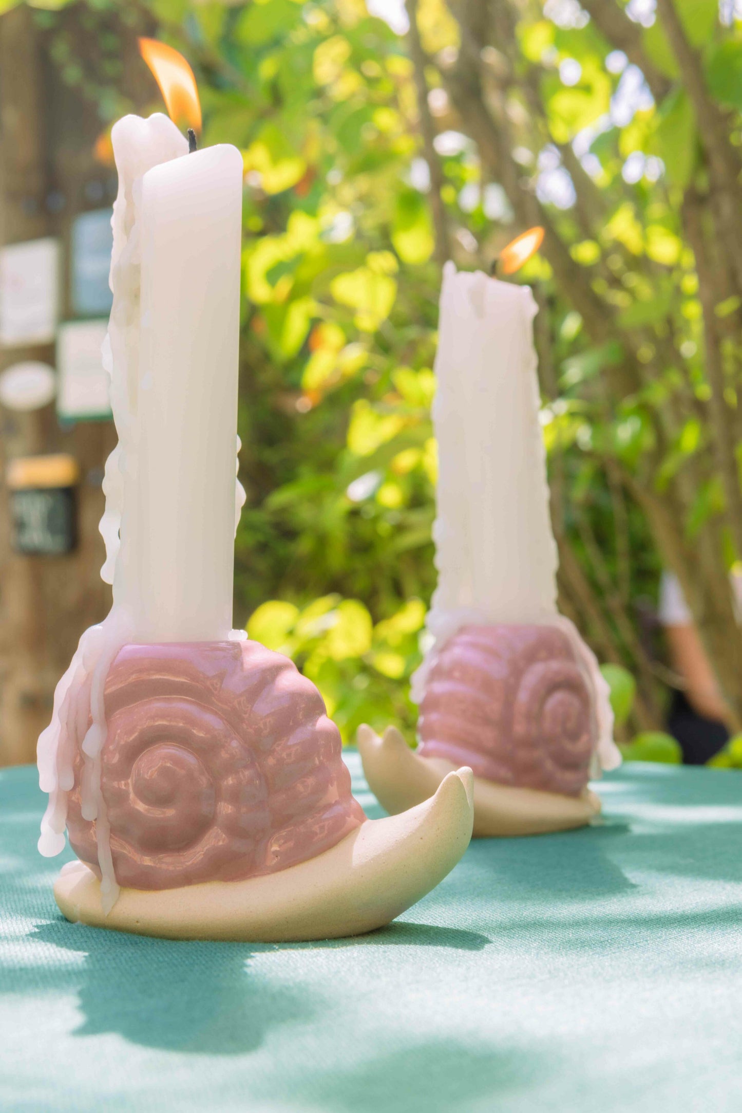 
                  
                    Kerzenhalter „Waldschnecke“ in Rosa 
                  
                