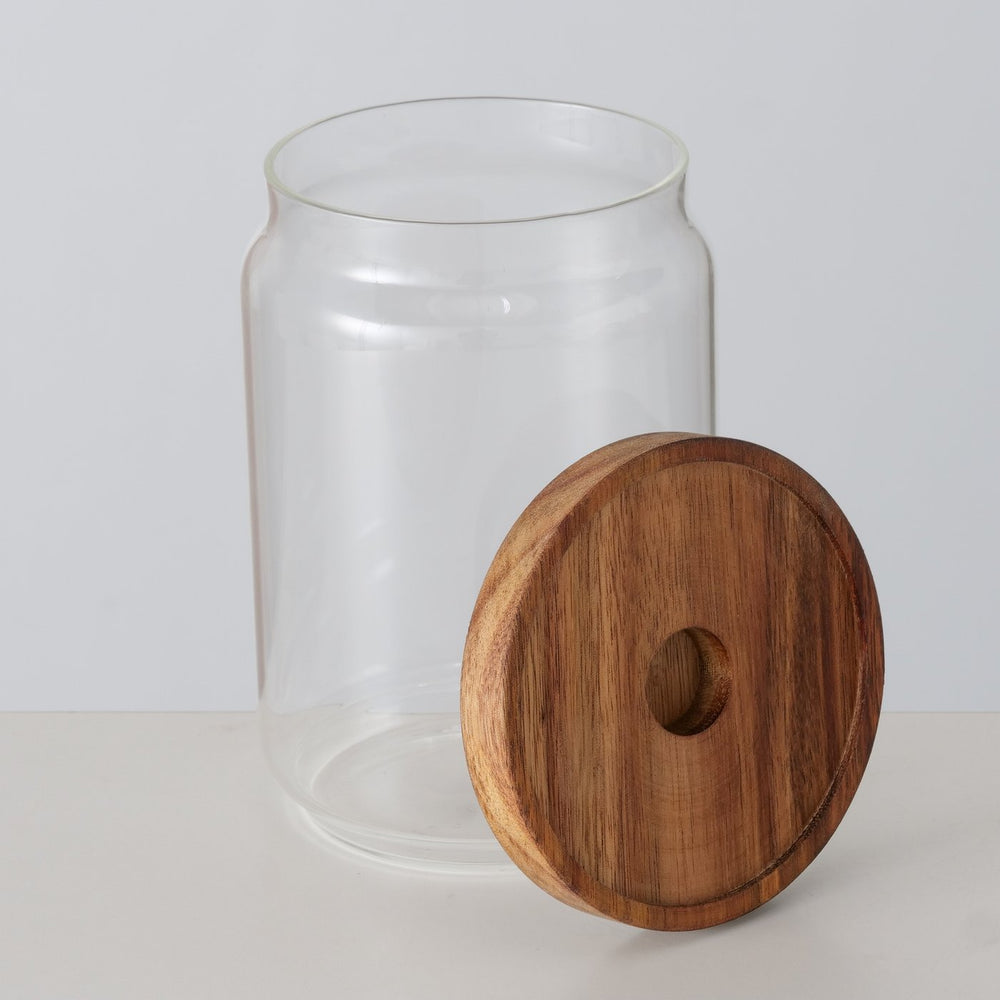 
                  
                    Ein kleines TAVOLA-Vorratsglas aus klarem Glas
                  
                