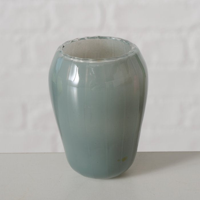 
                  
                    Victoria & Albert Shop Berlin – NOLAN Vasen Auswahl  
                  
                