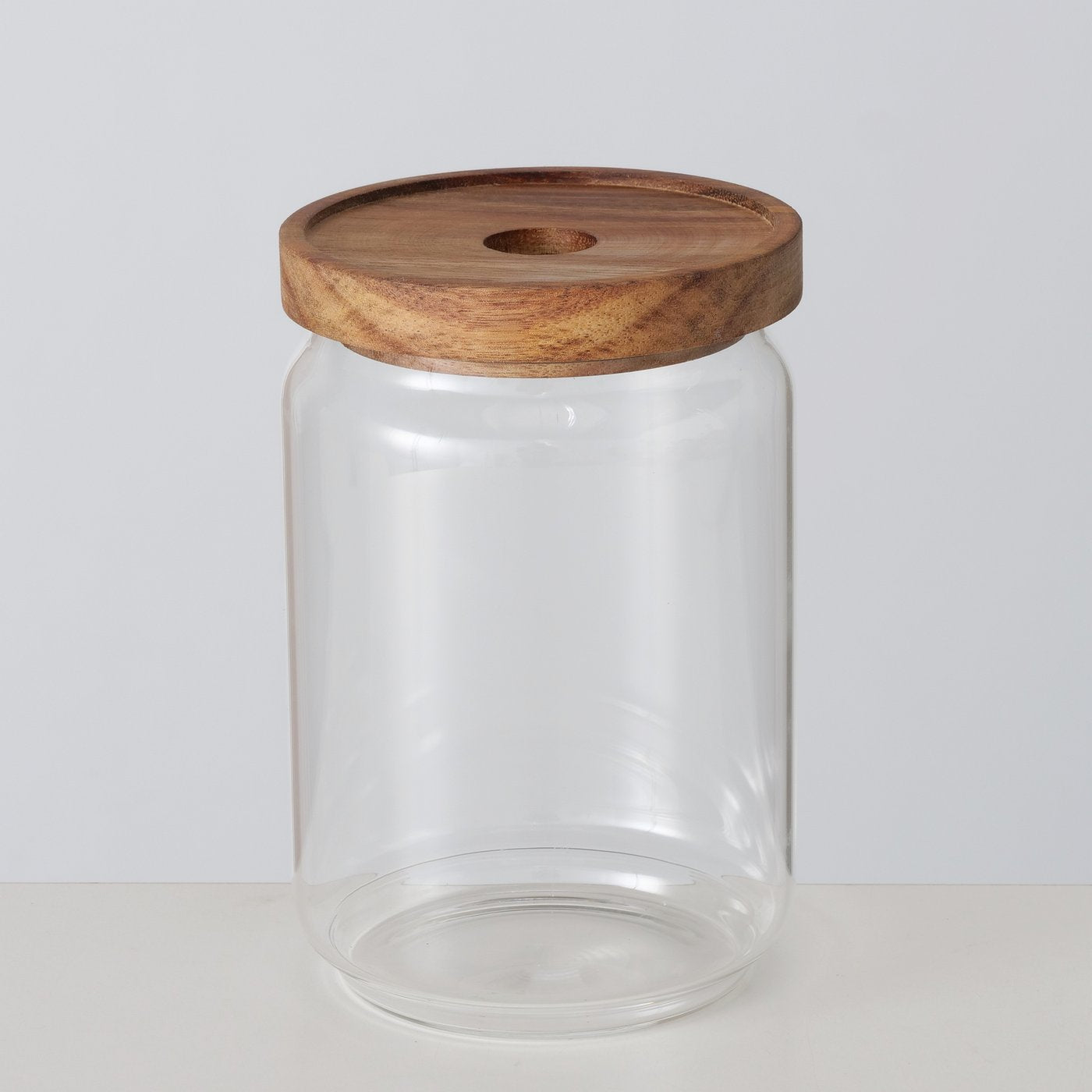 
                  
                    Ein kleines TAVOLA-Vorratsglas aus klarem Glas
                  
                