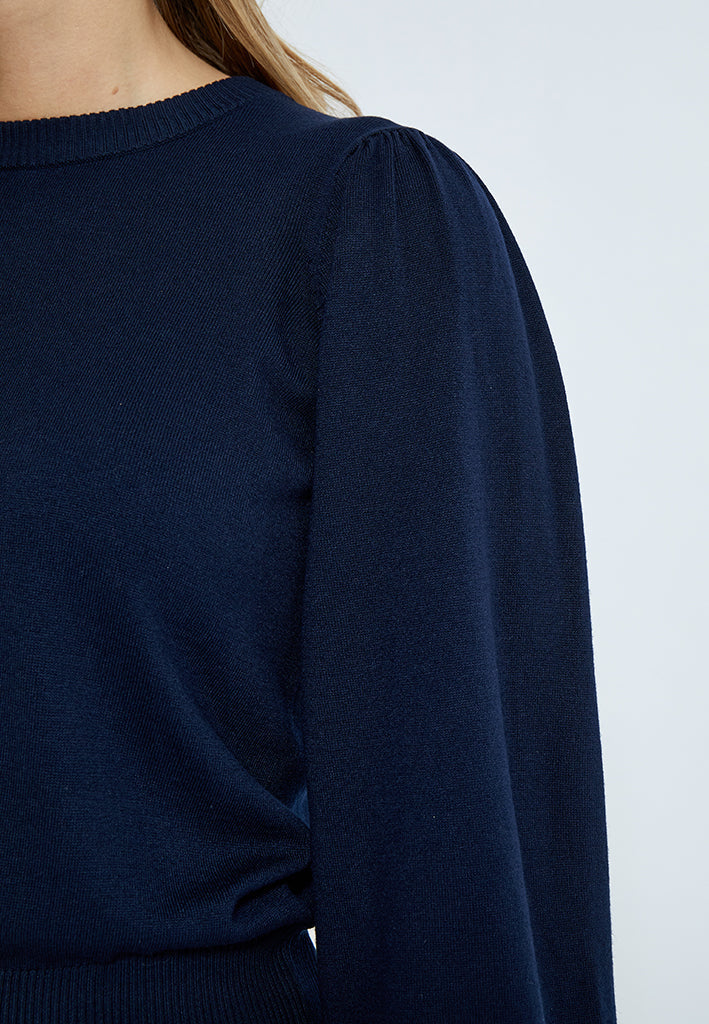 
                  
                    MSLIVA – Langärmliger Pullover „Iris“ in Schwarz
                  
                
