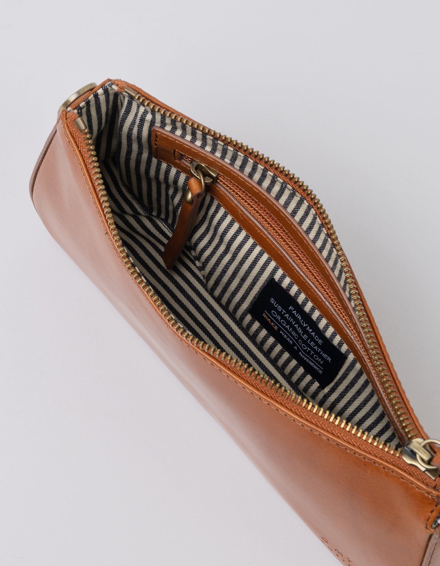 
                  
                    TAYLOR Cognac Klassische Ledertasche
                  
                