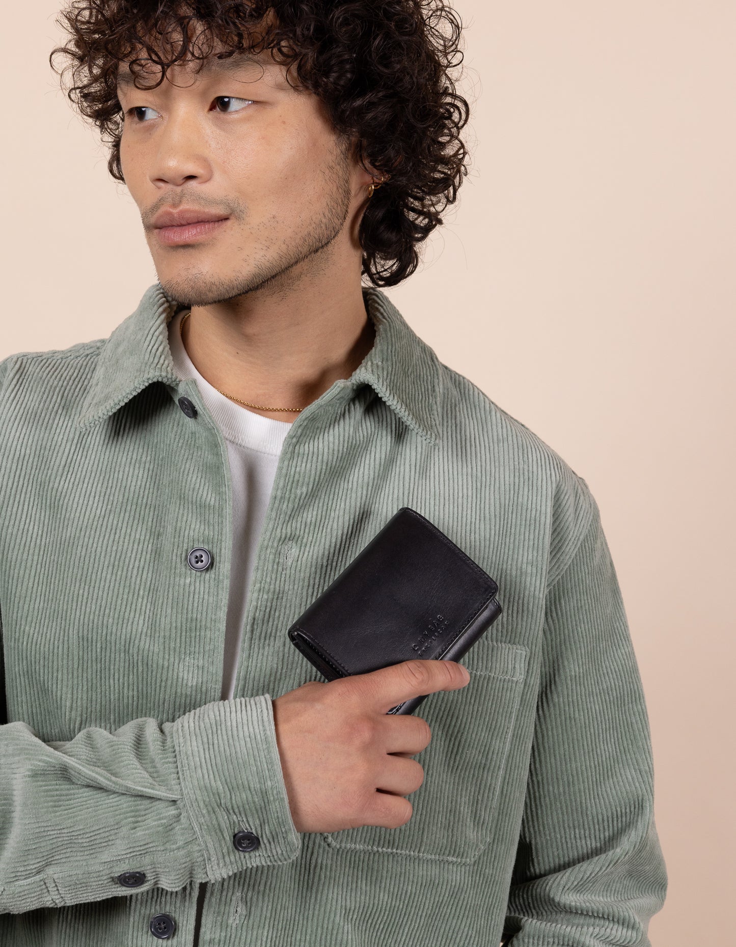 
                  
                    OLLIE Black Classic Leather Wallet
                  
                