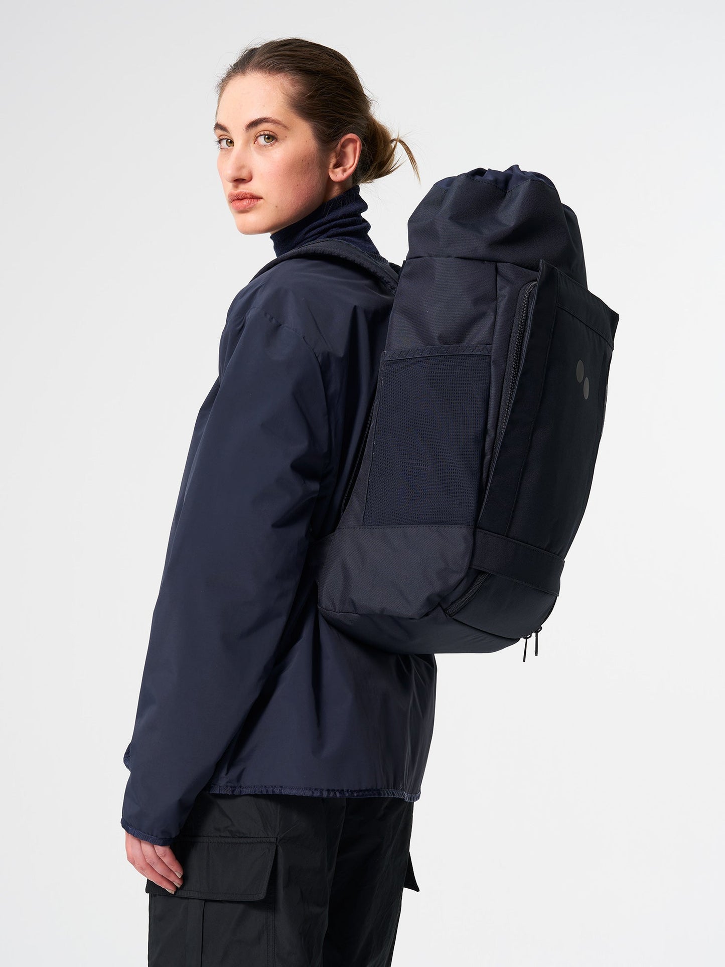 
                  
                    BLOK Fjord Navy Mittlerer Rucksack
                  
                