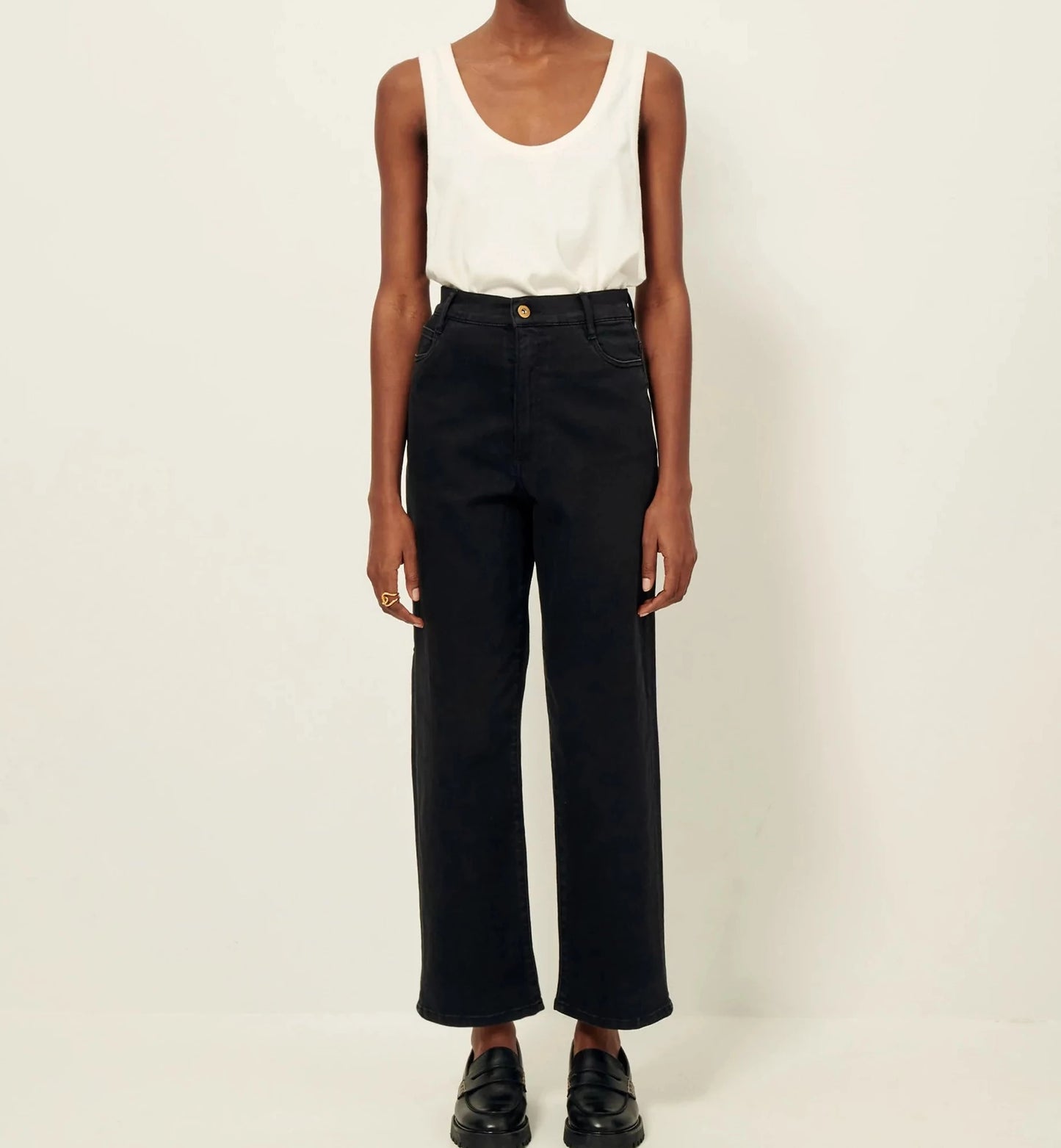 
                  
                    BAY CRUISE Rein schwarze Jeans
                  
                