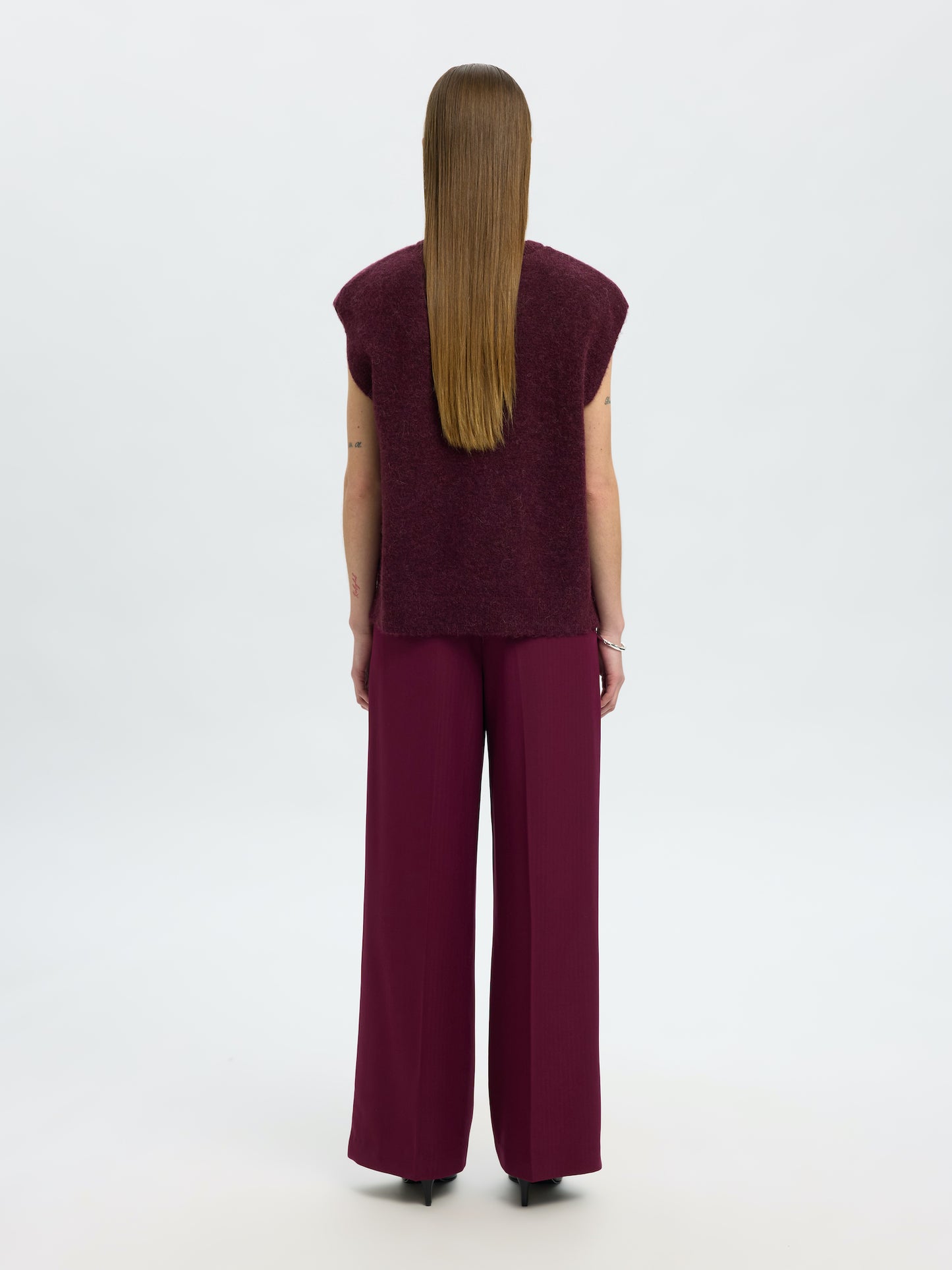 
                  
                    SLFLULU Fig Knit Vest Jumper
                  
                