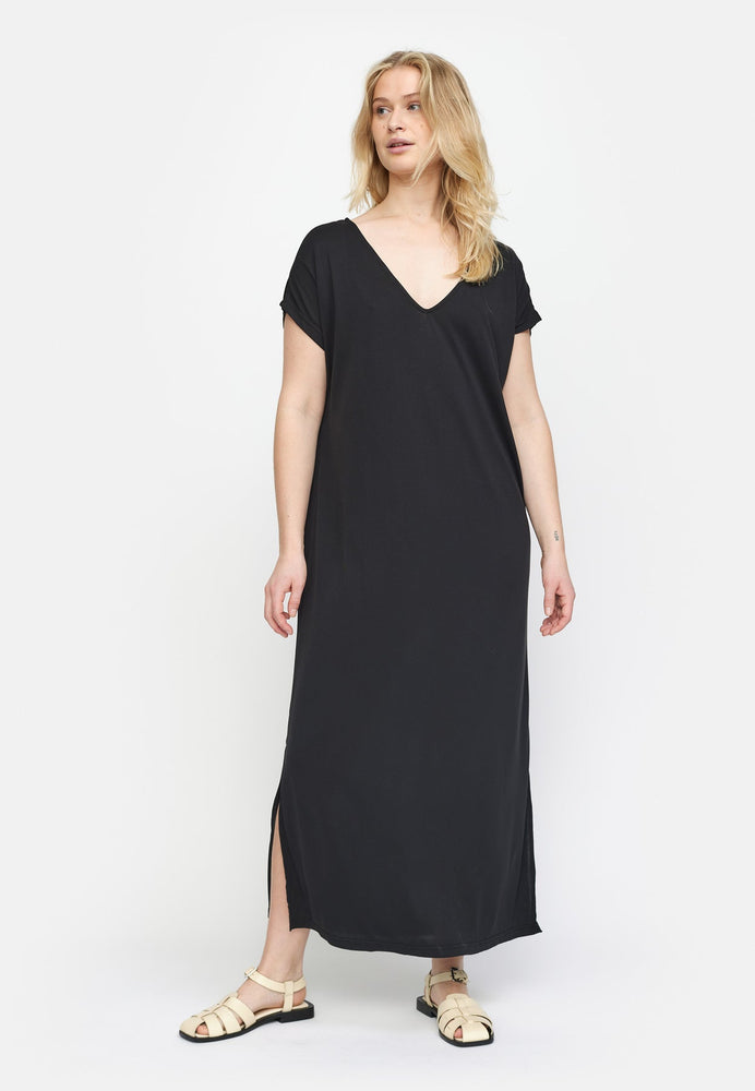 
                  
                    SRELLA Black Midi Dress
                  
                