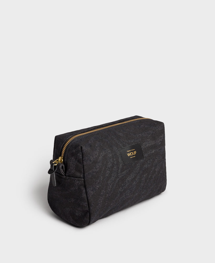 
                  
                    Dafne Toiletry Bag
                  
                