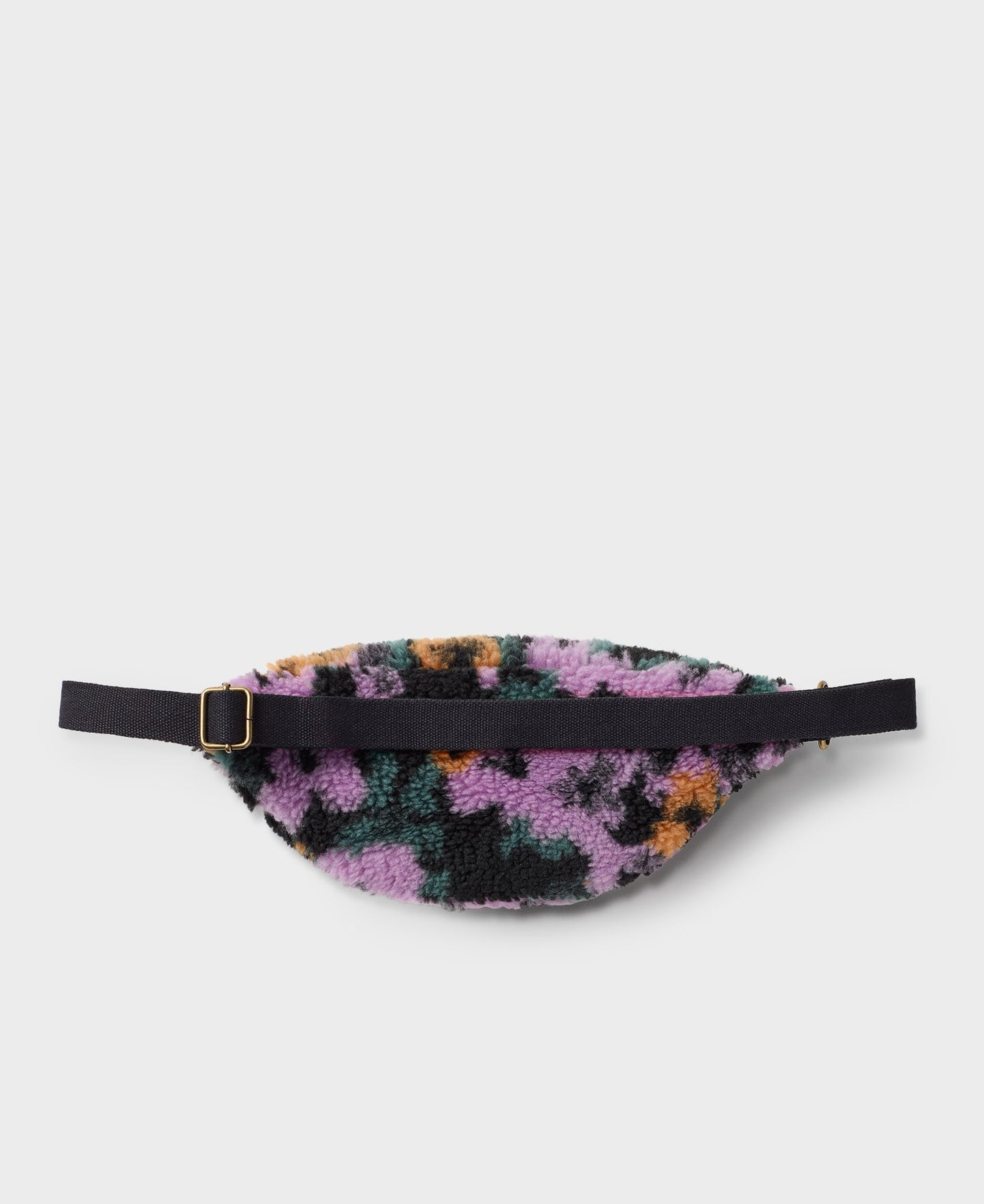 
                  
                    Armel Bumbag
                  
                