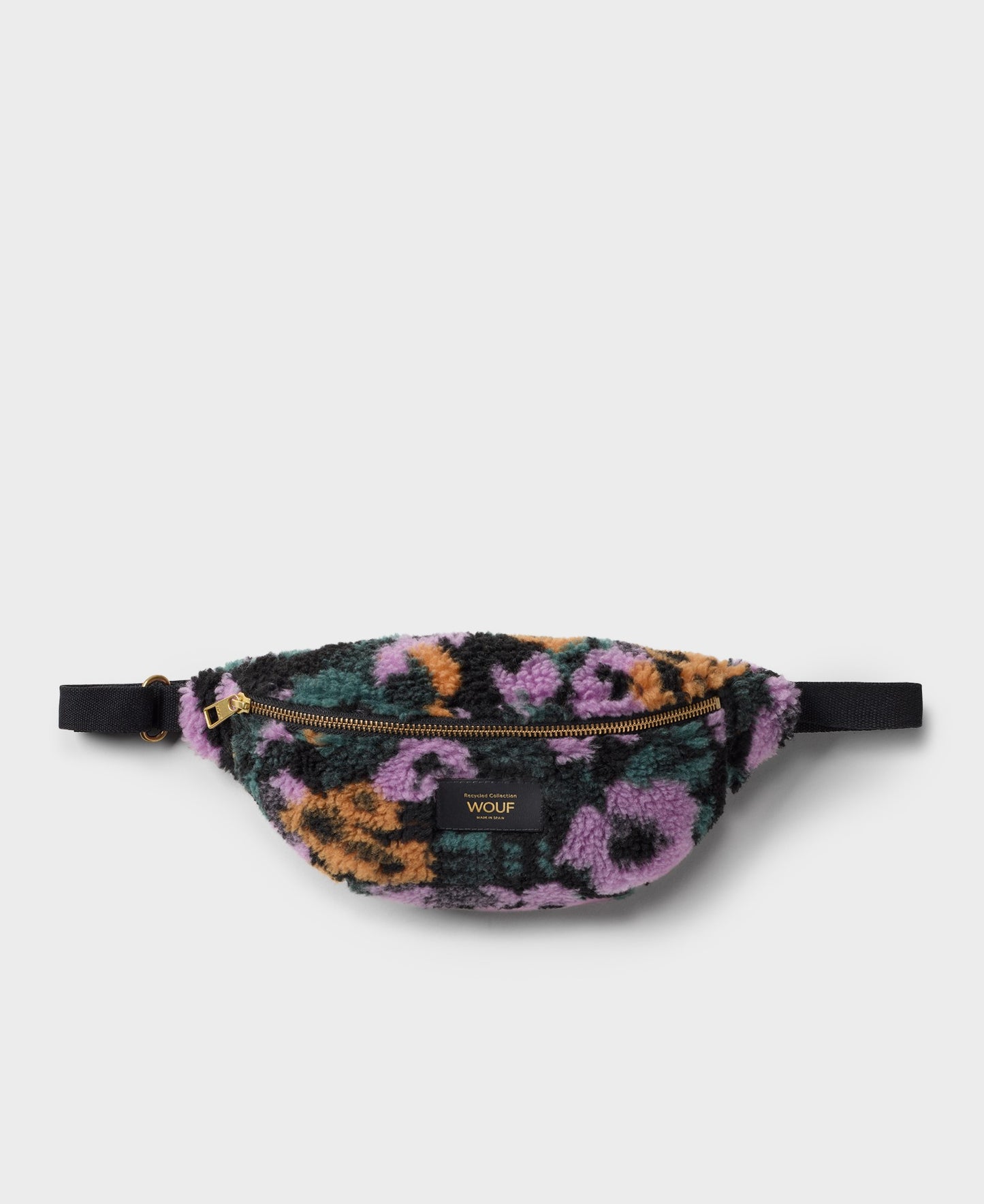 
                  
                    Armel Bumbag
                  
                