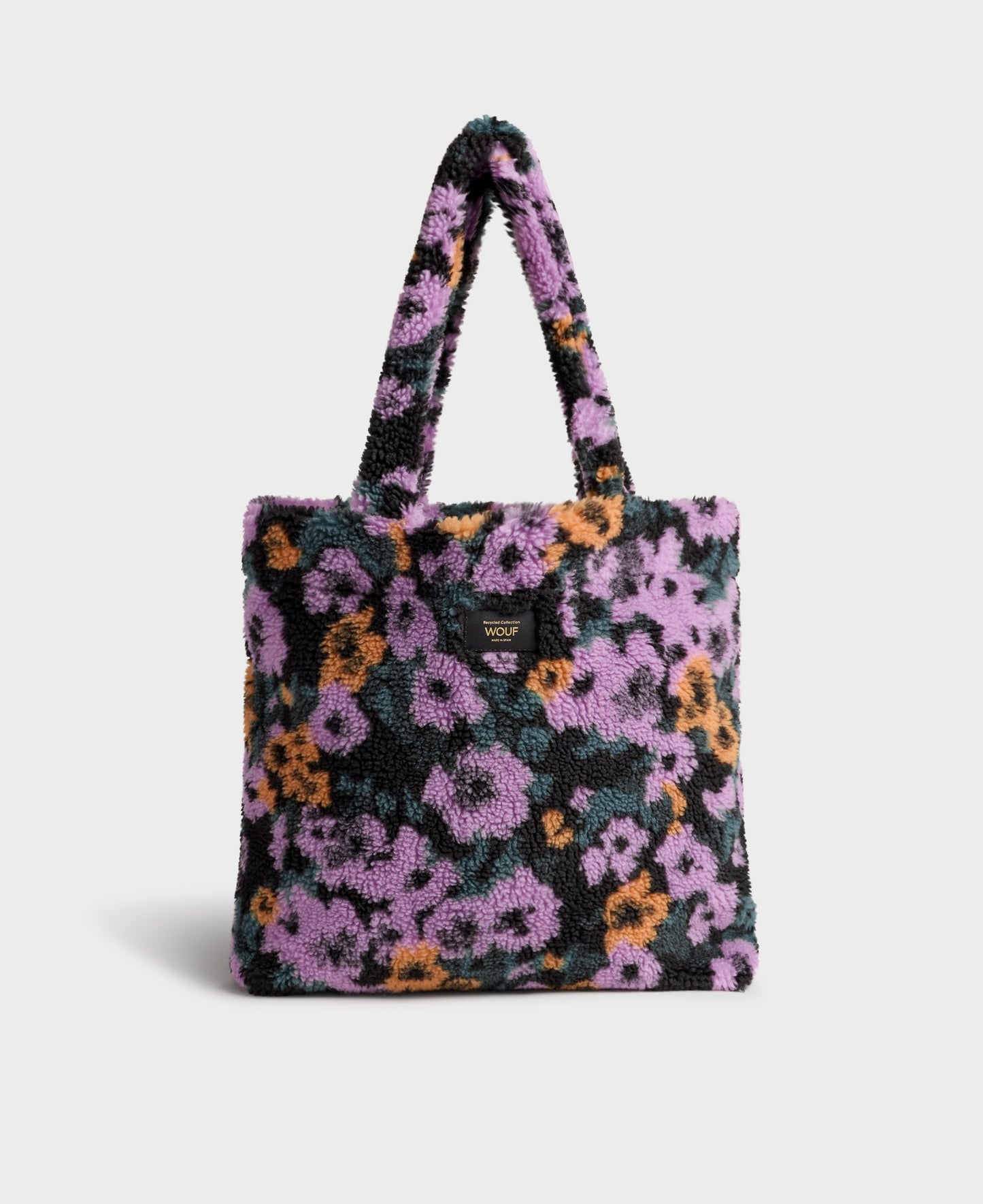 
                  
                    Armel Tote Bag
                  
                
