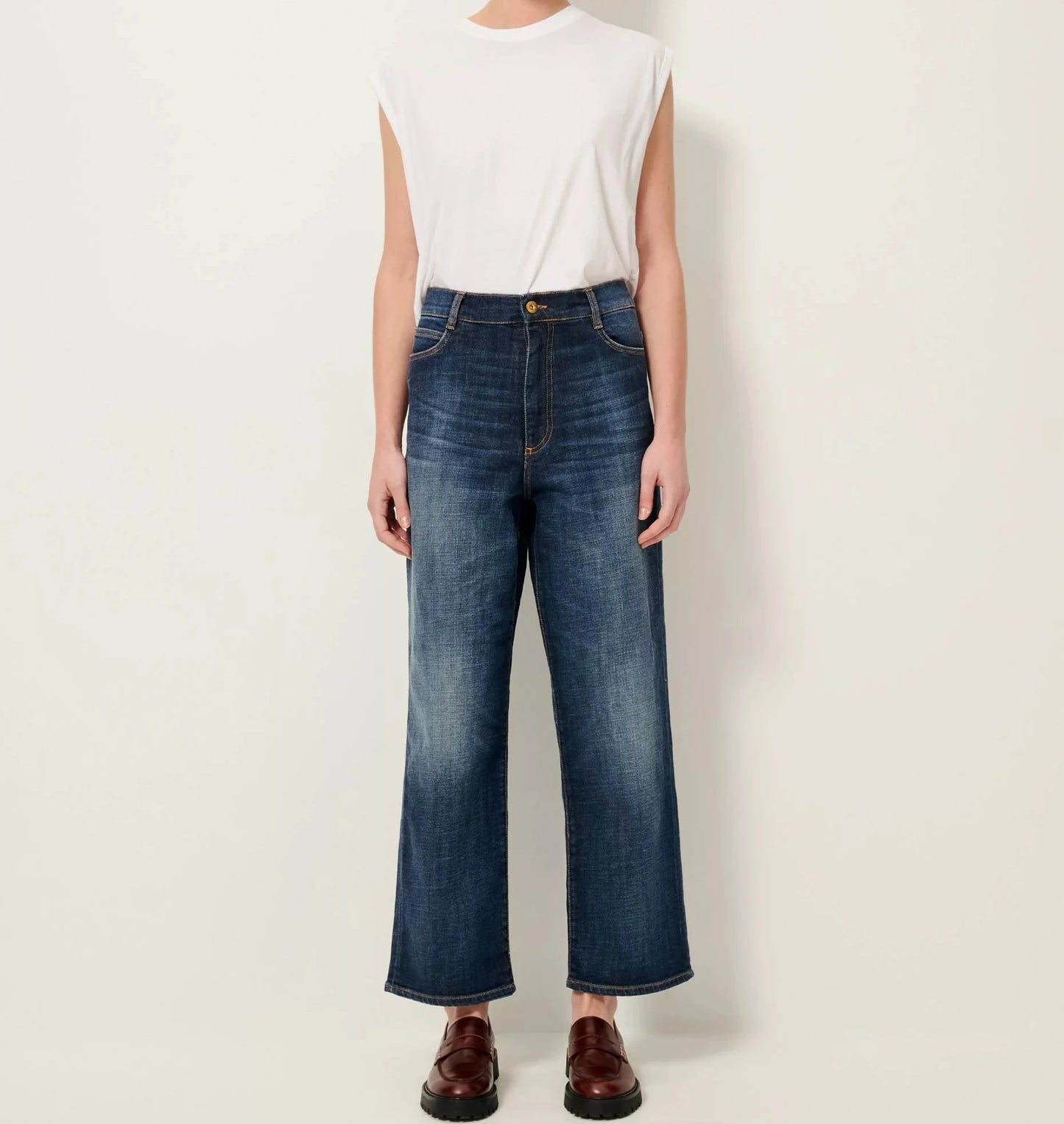 
                  
                    BAY CRUISE Rince Jeans
                  
                