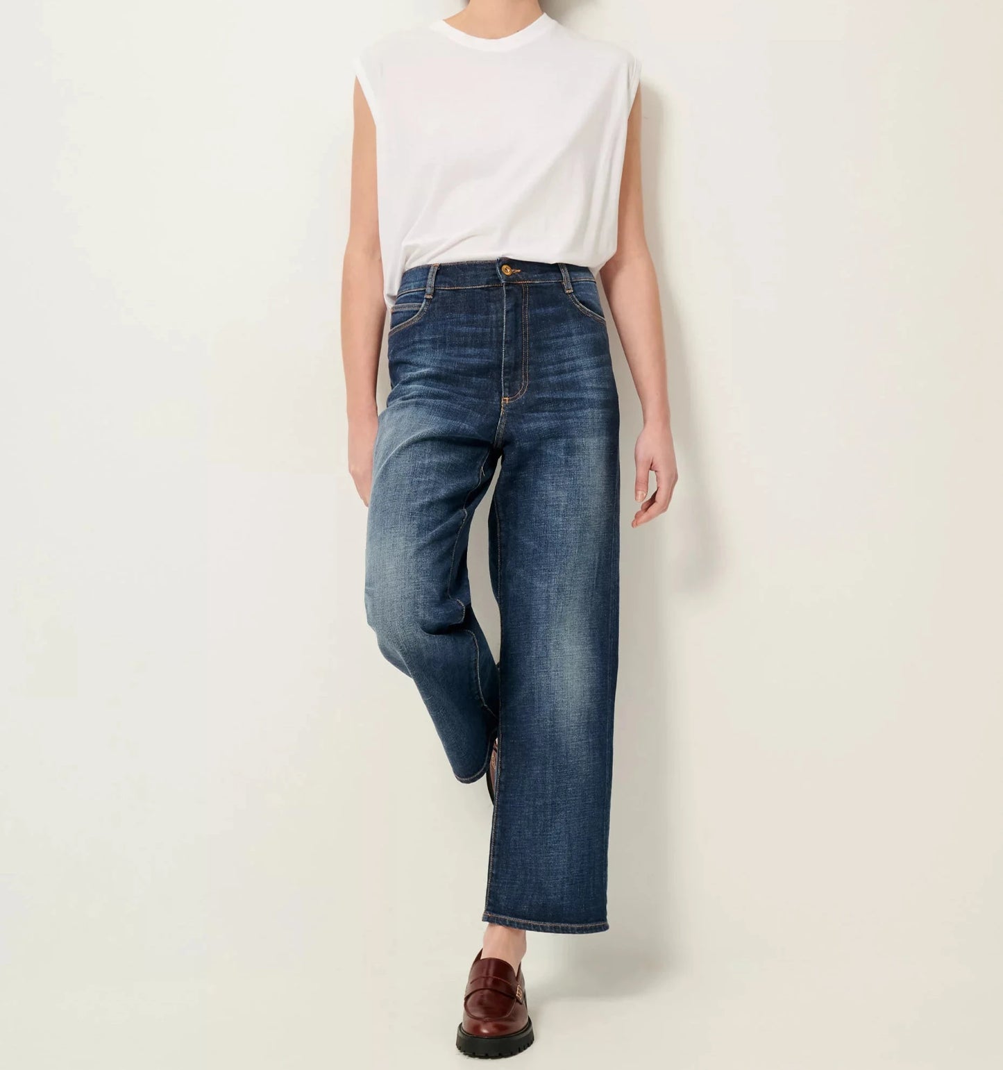 
                  
                    BAY CRUISE Rince Jeans
                  
                