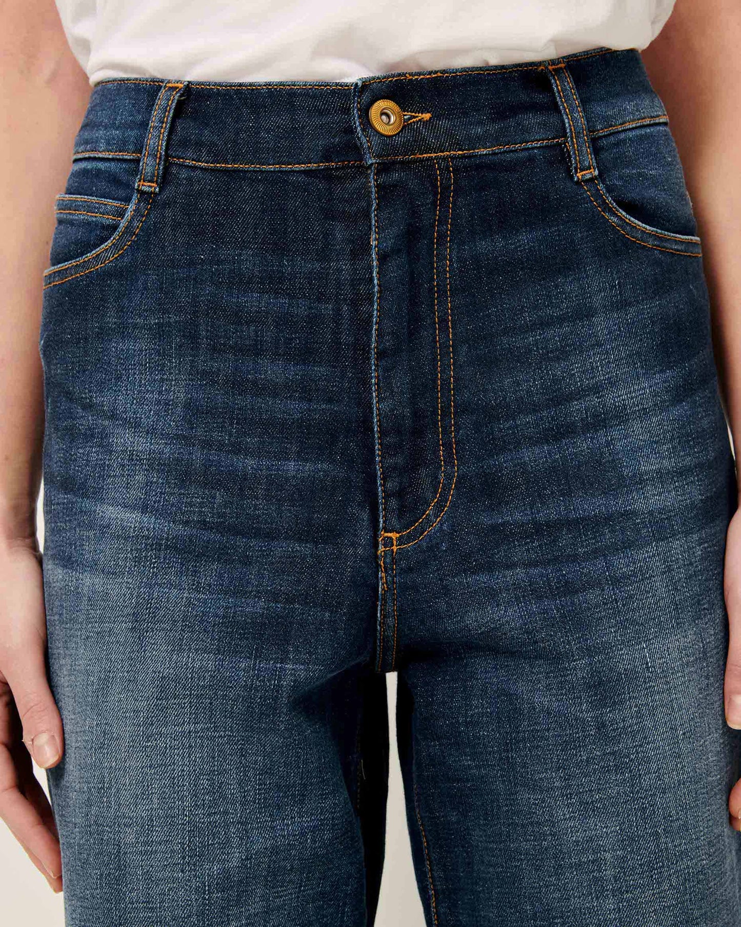 
                  
                    BAY CRUISE Rince Jeans
                  
                