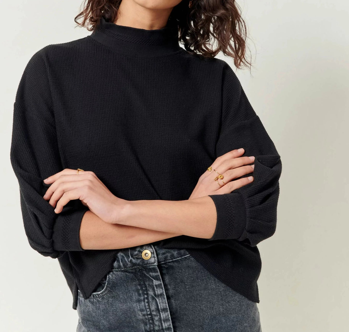 
                  
                    TAMARILLO Phantom Long Sleeve
                  
                