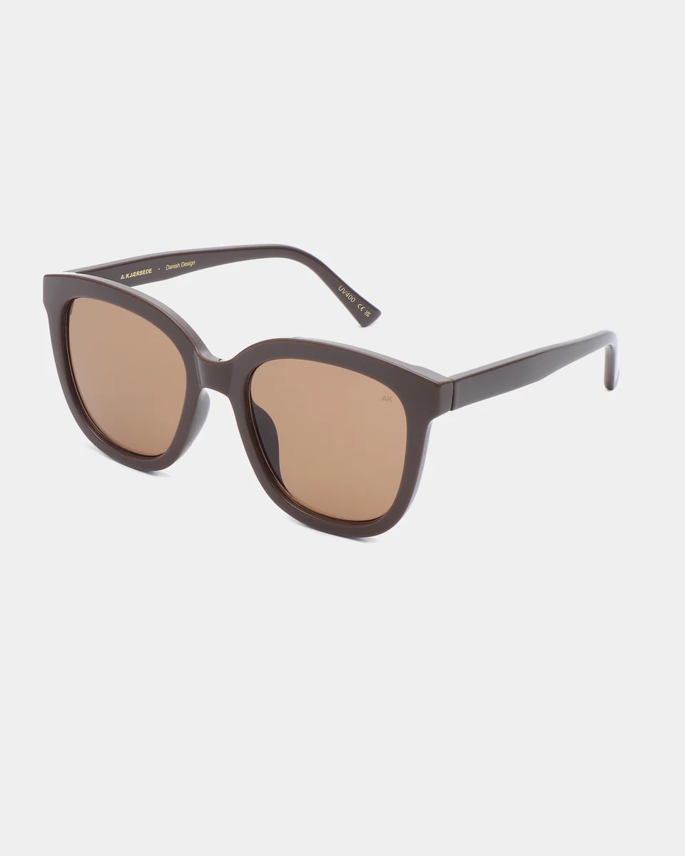 
                  
                    BILLY CHOCOLATE SUNGLASSES
                  
                