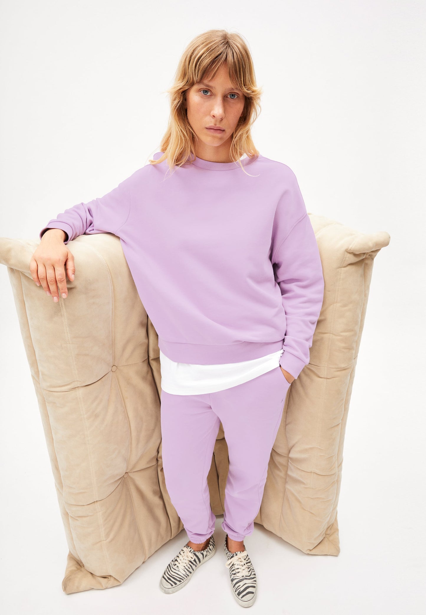 
                  
                    AARIN Smart Lilac Jumper
                  
                