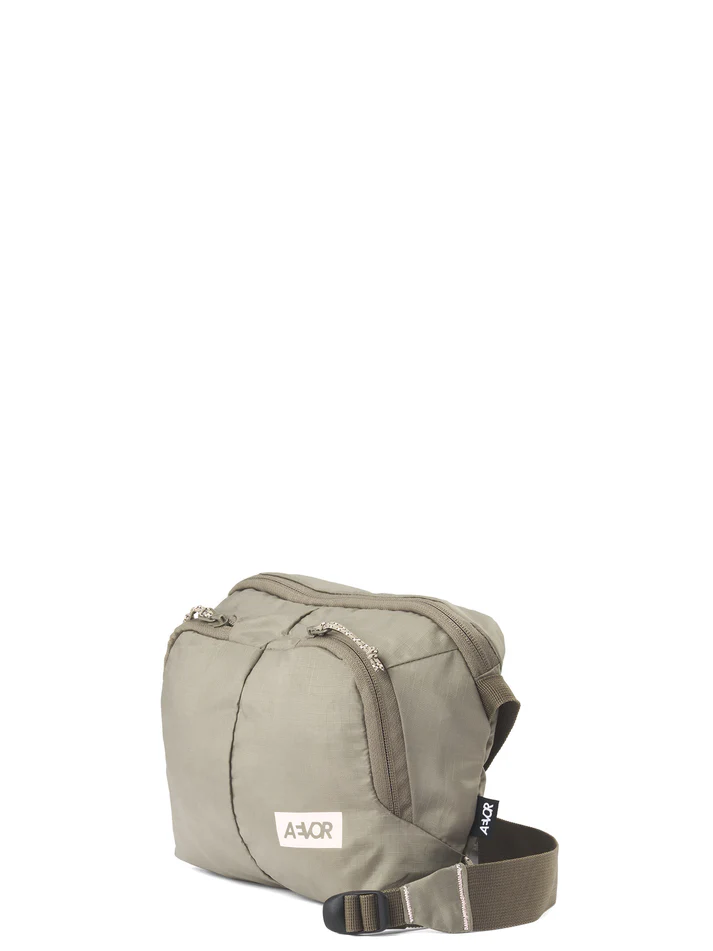 
                  
                    Ripstop Oakwood Sacoche Bag
                  
                