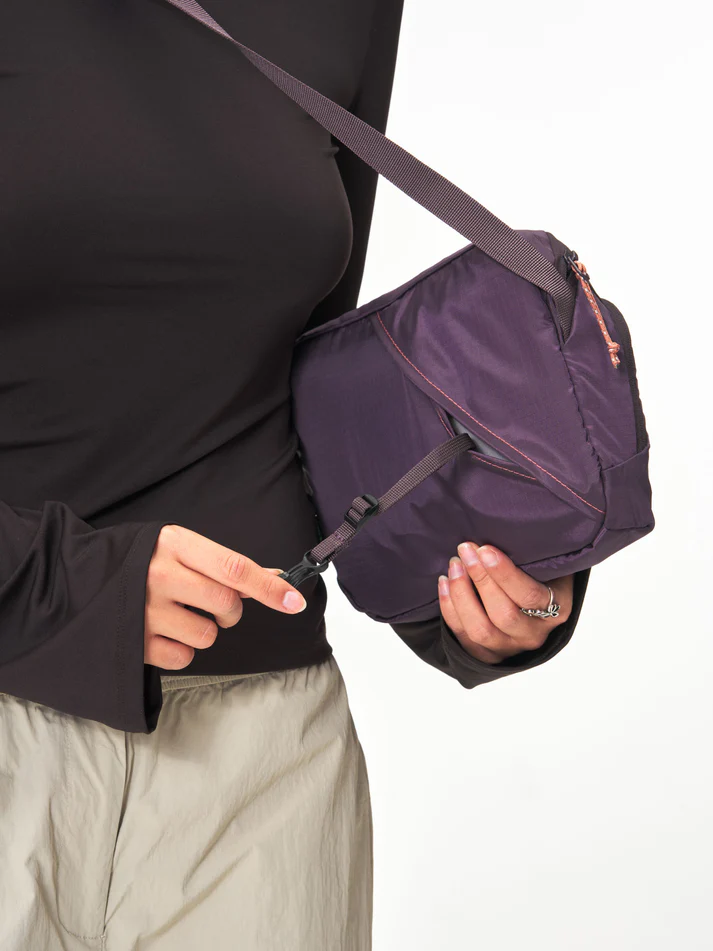 
                  
                    Ripstop Oxy Purple Sacoche Bag
                  
                