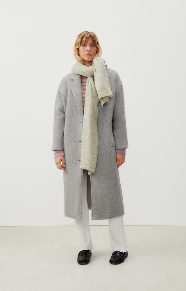 
                  
                    EAST Powder Snow Melange-Schal
                  
                