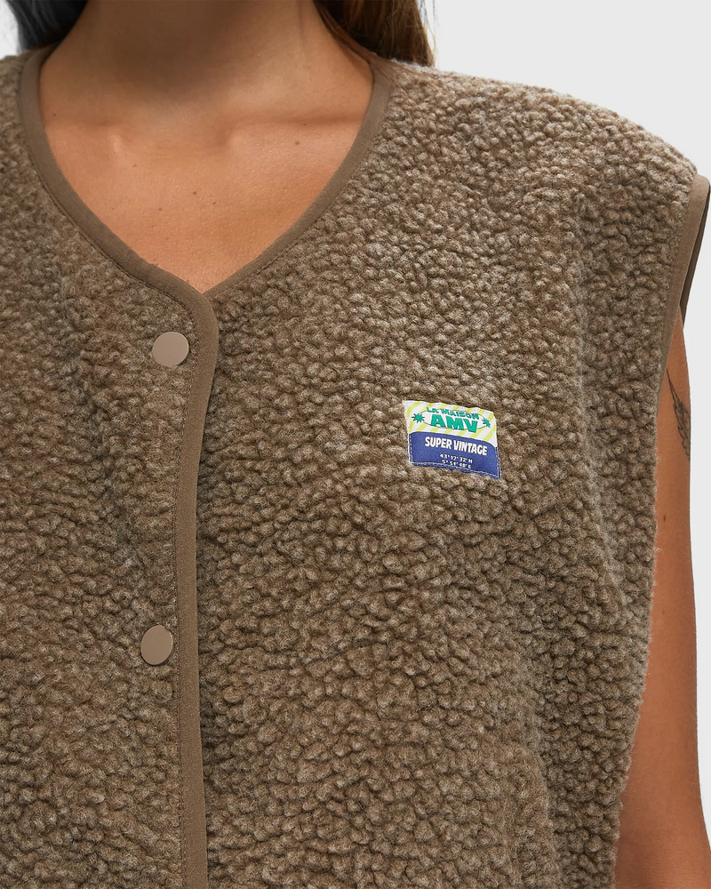 
                  
                    HOKTOWN Muskatnuss Melange Ärmellose Jacke
                  
                