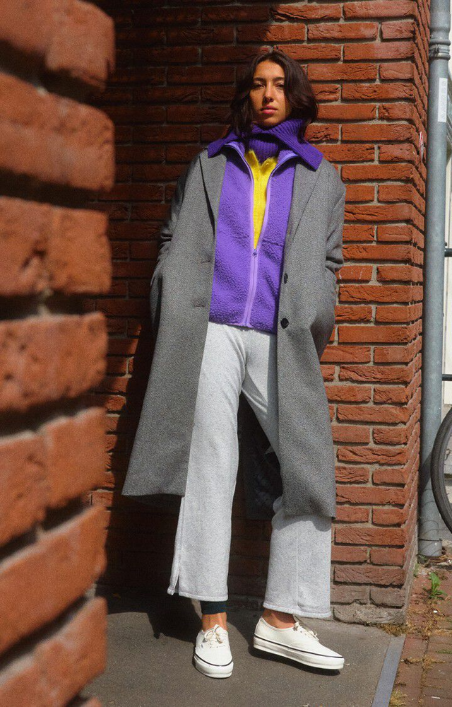 
                  
                    HOKTOWN Lila Langarmjacke
                  
                